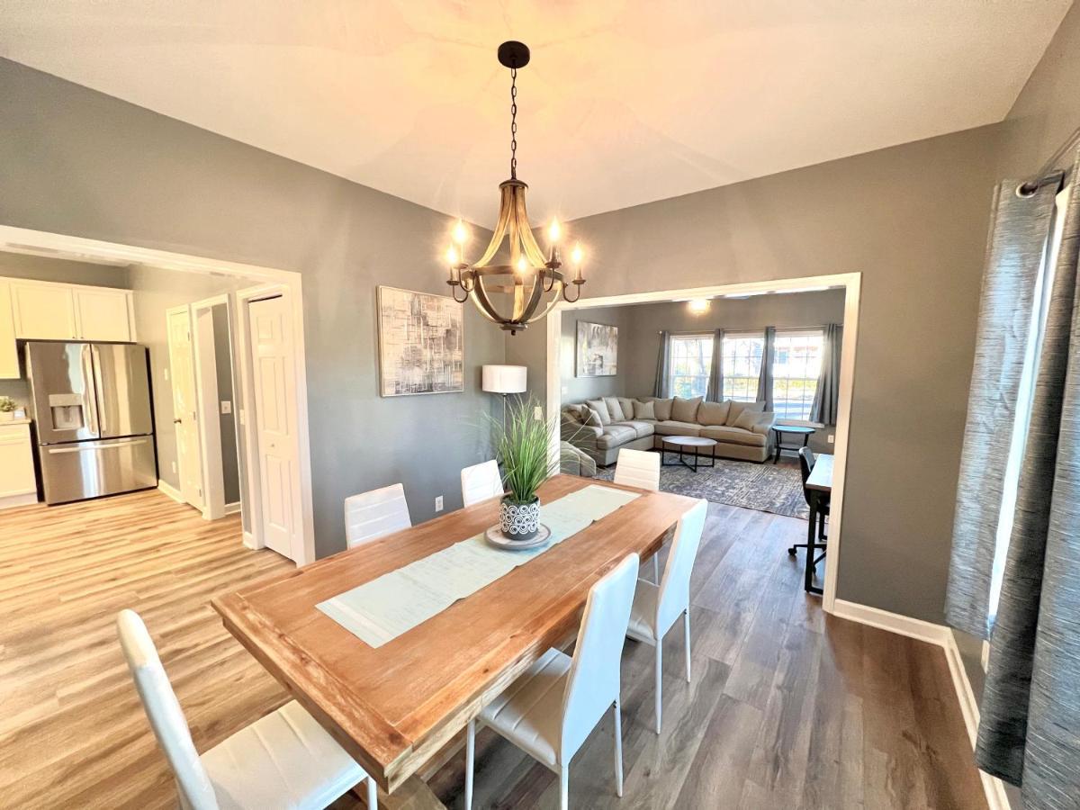 Beautiful, Spacious, Hidden Gem In Heart Of *