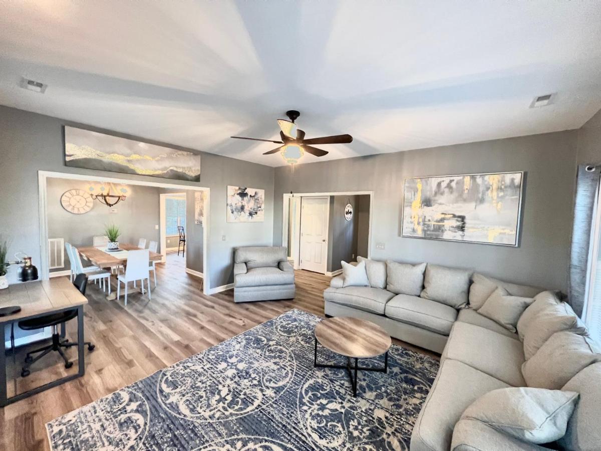 Beautiful, Spacious, Hidden Gem In Heart Of Ferienhaus Wilmington
