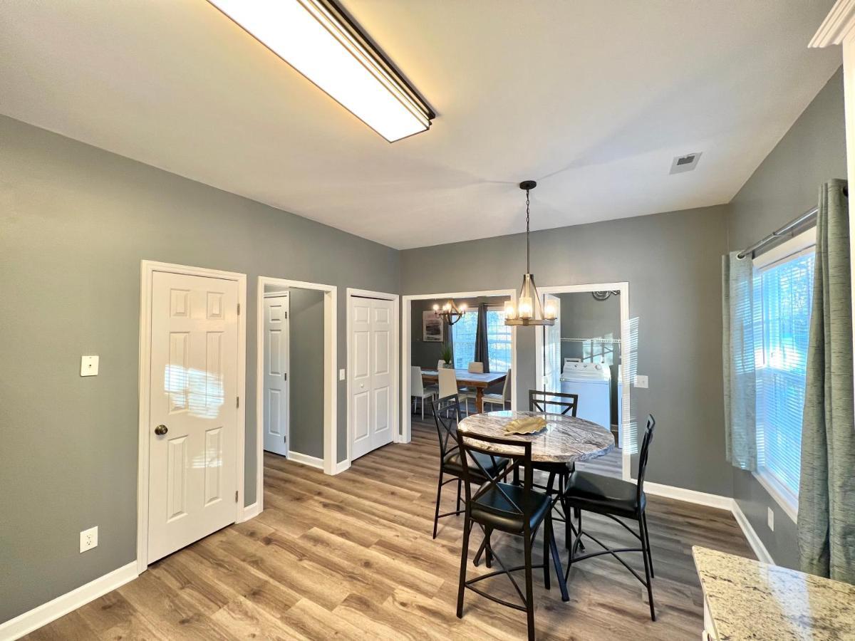 Ferienhaus Beautiful, Spacious, Hidden Gem In Heart Of Wilmington