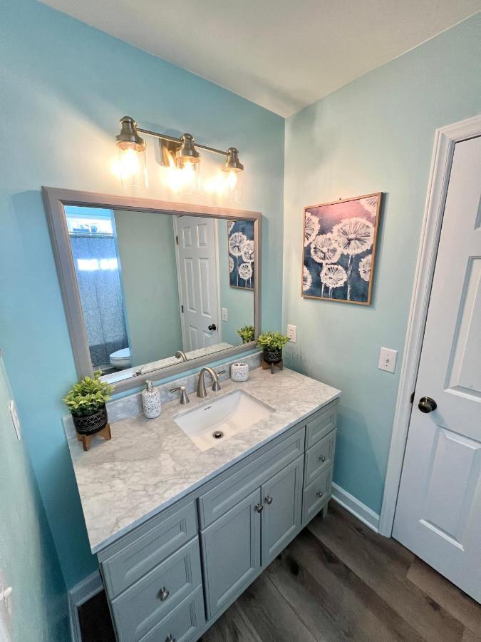Beautiful, Spacious, Hidden Gem In Heart Of